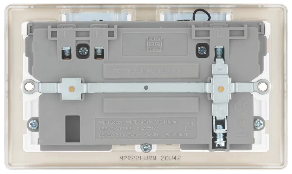 British General Nexus Metal 13A 2-Gang SP Switched Double Socket With WiFi Extender + 2.1A 1-Outlet Type A USB Charger Pearl Nickel With White Inserts - Image 6