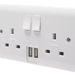 Crabtree Instinct 13A 2-Gang DP Switched Socket + 2.1A 2-Outlet Type A USB Charger White