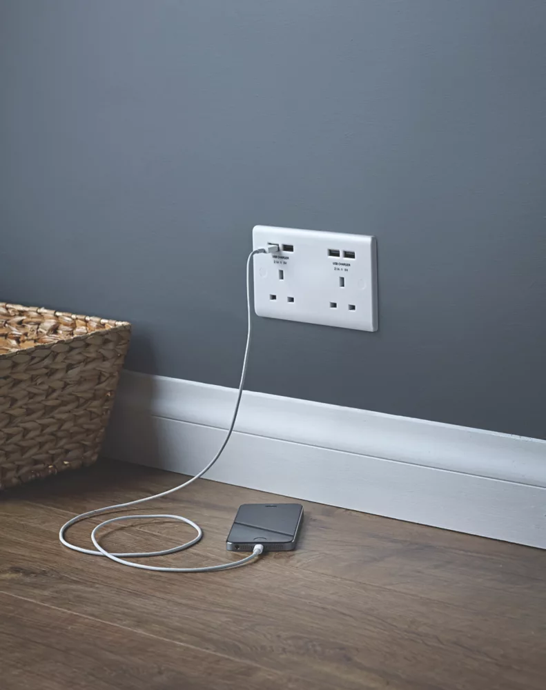 LAP 13A 2-Gang Unswitched Socket + 4.2A 4-Outlet Type A USB Charger White - Image 6