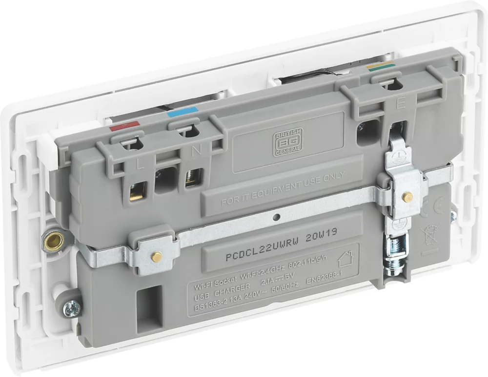 British General Evolve 13A 2-Gang SP Switched Double Socket With WiFi Extender + 2.1A 1-Outlet Type A USB Charger White With White Inserts - Image 5