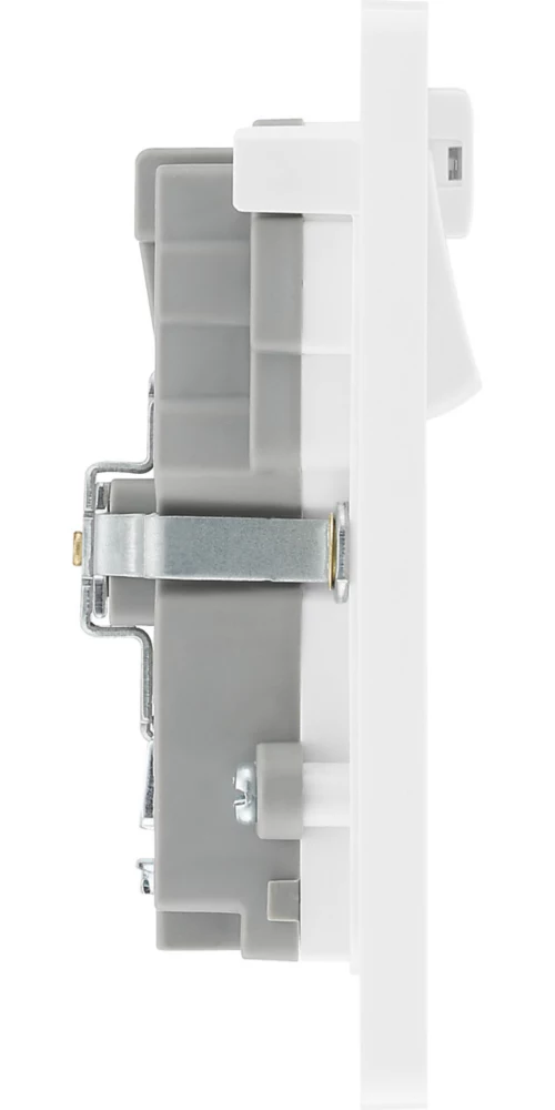 British General Evolve 13A 2-Gang SP Switched Double Socket With WiFi Extender + 2.1A 1-Outlet Type A USB Charger White With White Inserts - Image 6