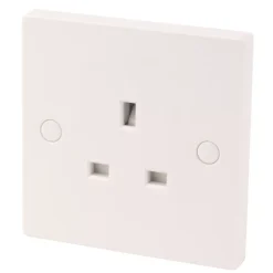 Essentials 13A 1-Gang Unswitched Plug Socket White