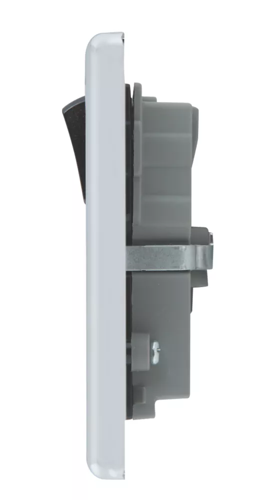 LAP 13A 2-Gang SP Switched Socket + 3.1A 2-Outlet Type A USB Charger Polished Chrome With Black Inserts - Image 4