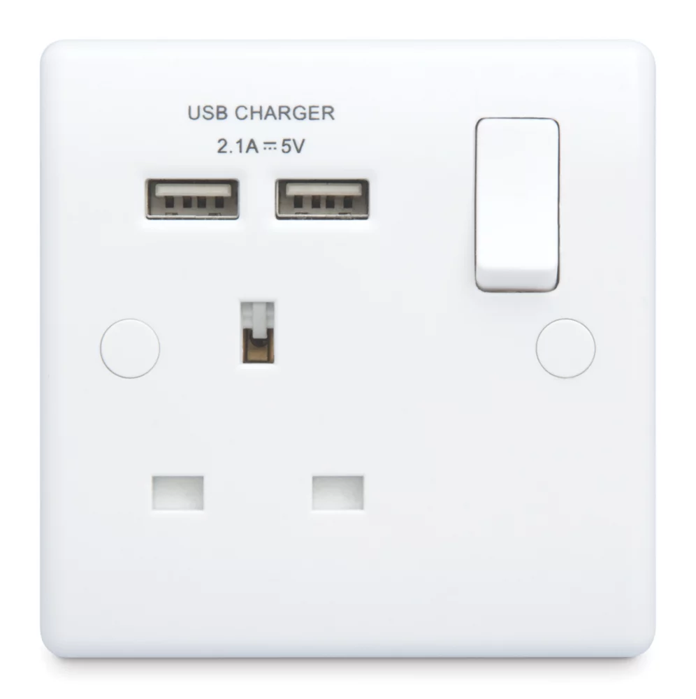 British General 800 Series 13A 1-Gang SP Switched Socket + 2.1A 2-Outlet Type A USB Charger White - Image 2