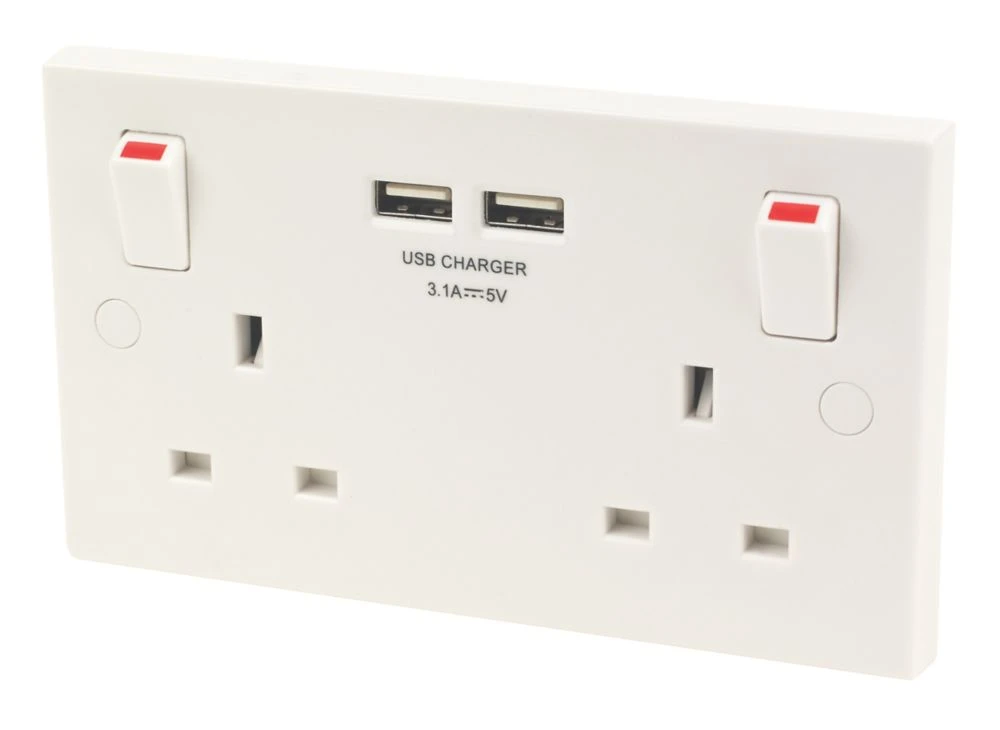 British General 900 Series 13A 2-Gang SP Switched Socket + 3.1A 2-Outlet Type A USB Charger White