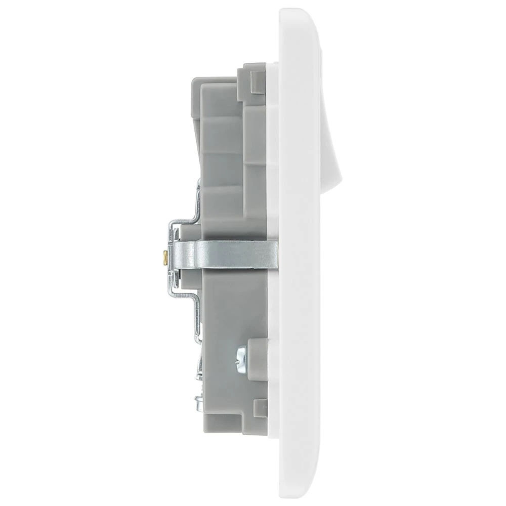 LAP 13A 2-Gang SP Switched Wi-Fi Extender + 2.1A 1-Outlet Type A USB Charger White - Image 4